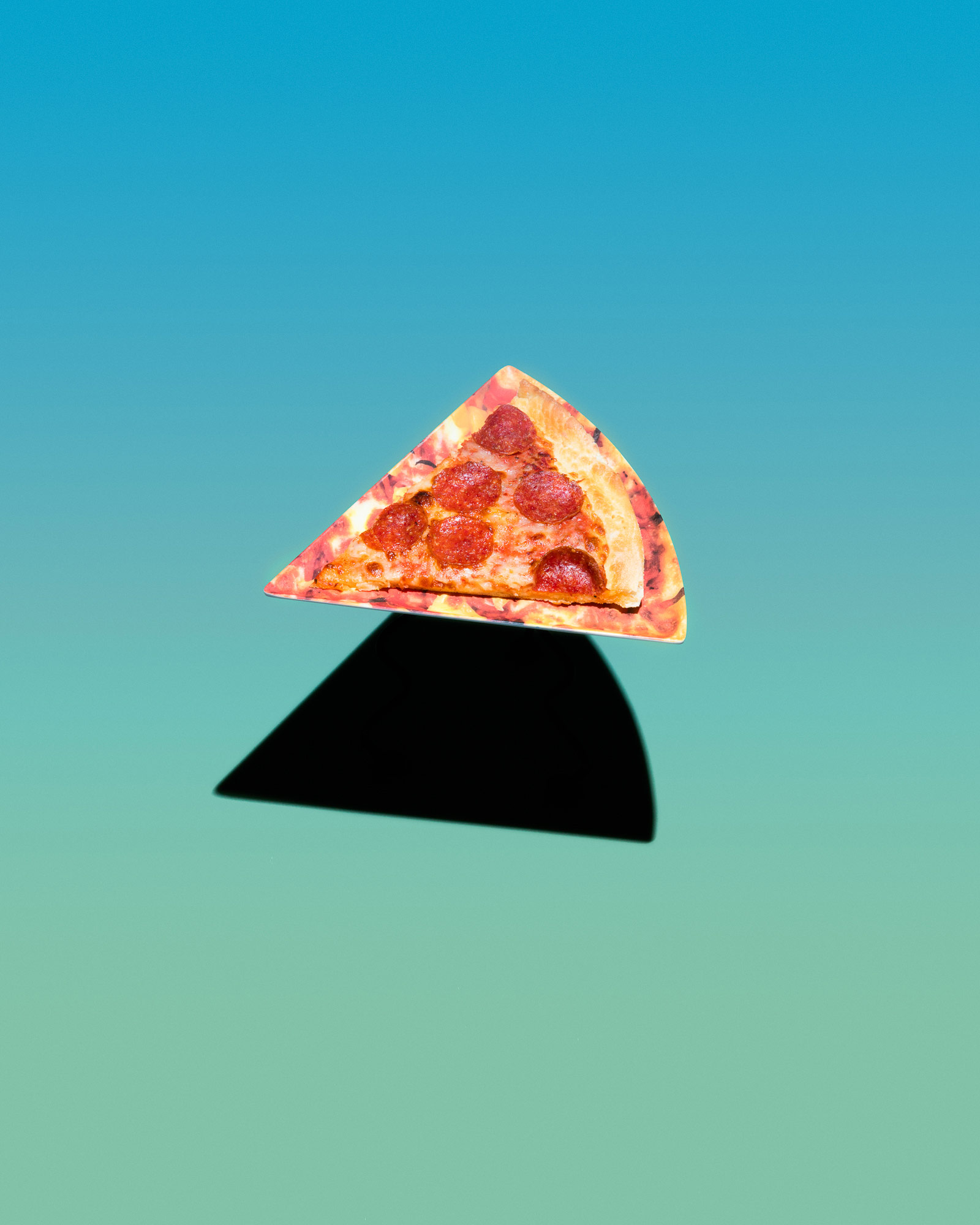 floating pizza plate